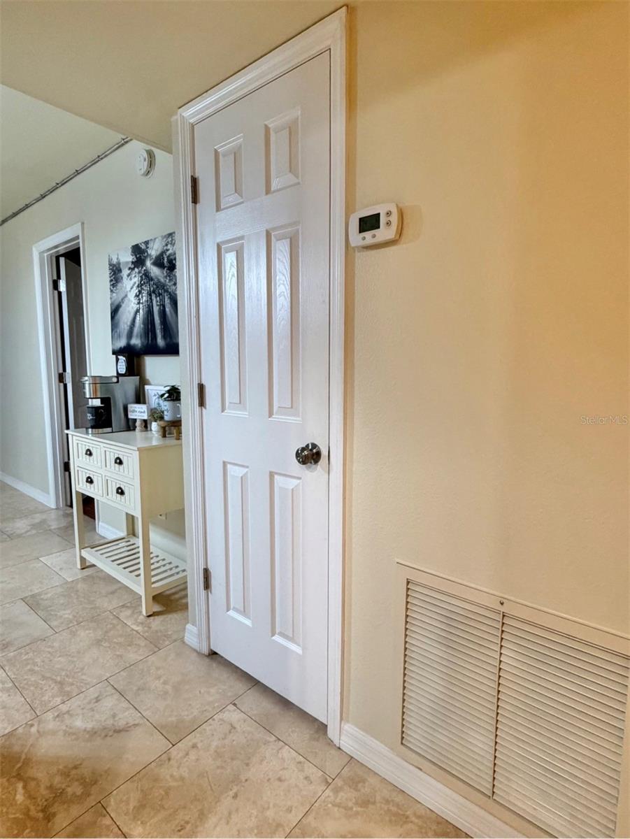 3815 N OAK DR #G71, TAMPA, FL, 33611
