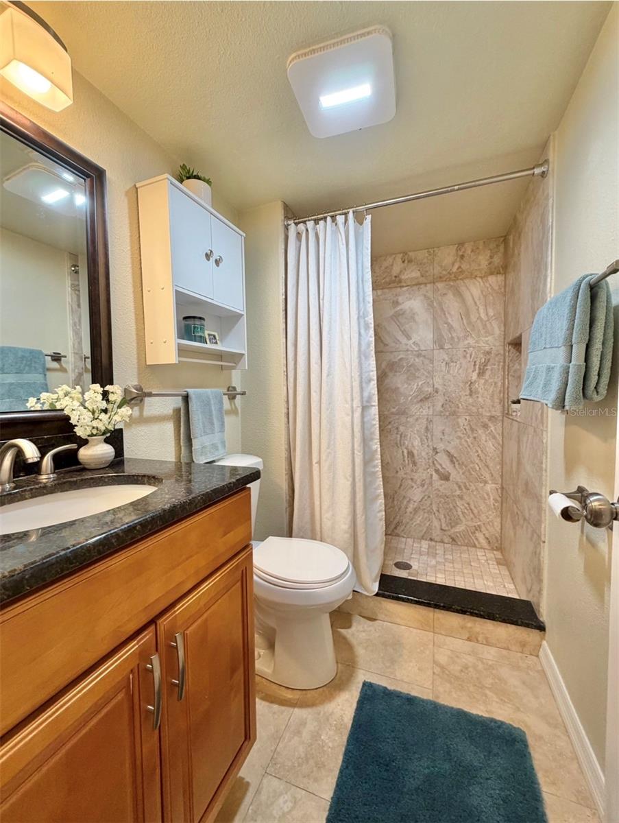3815 N OAK DR #G71, TAMPA, FL, 33611