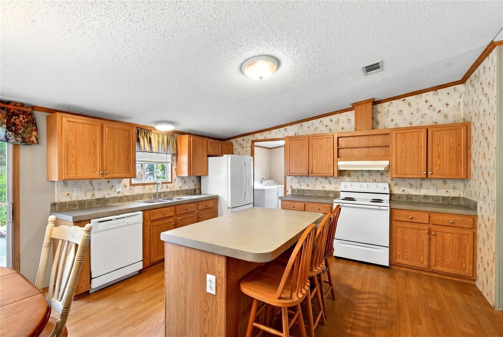 9190 NE 144TH TER, SILVER SPRINGS, FL, 34488