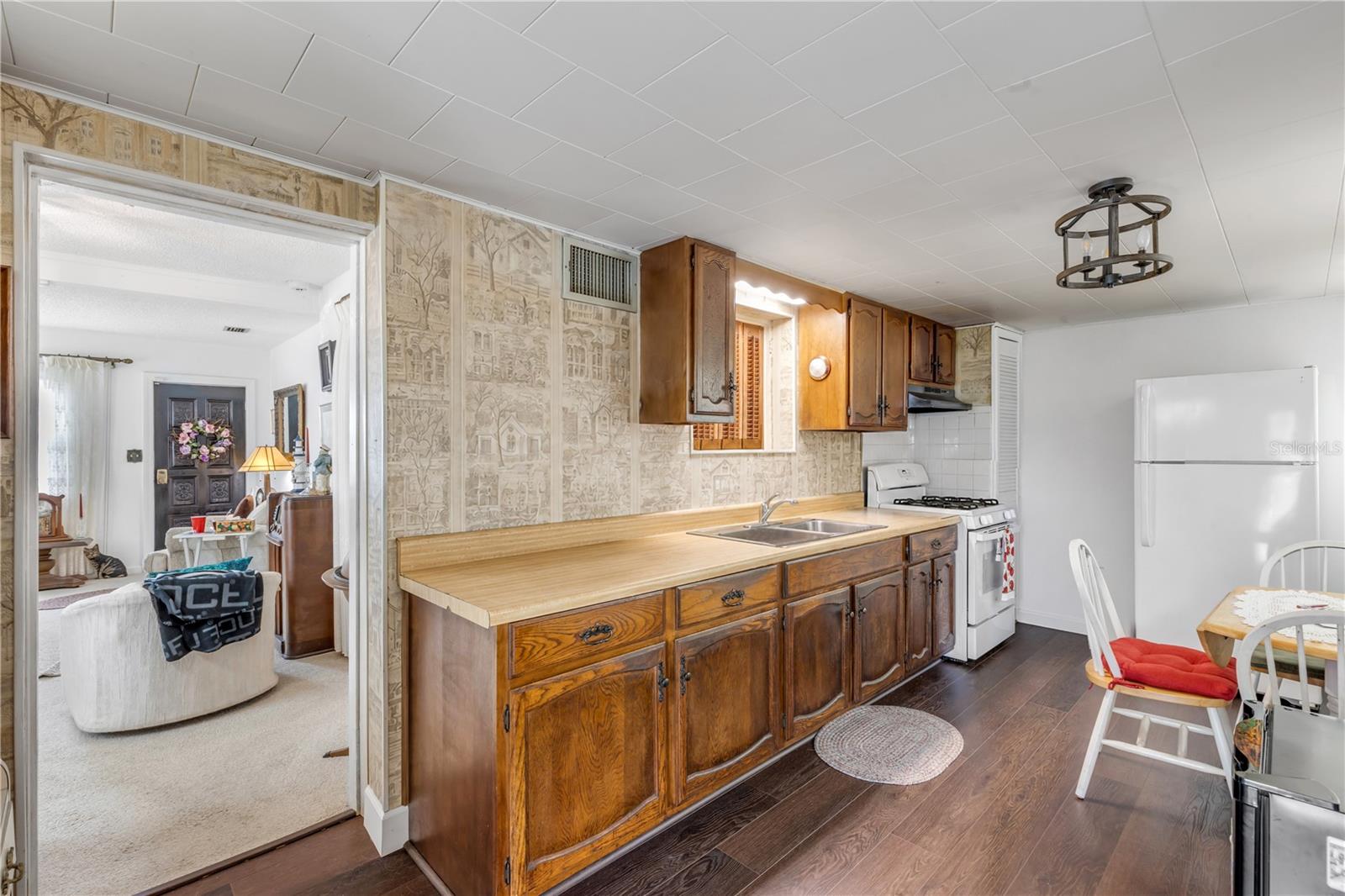 204 CONDICT DR, NEW SMYRNA BEACH, FL, 32169