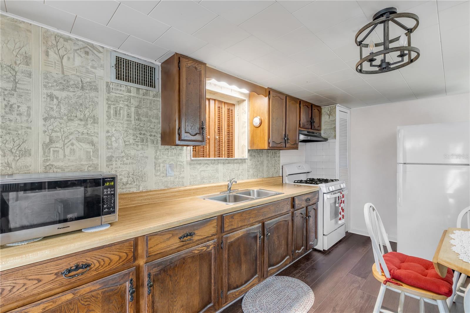 204 CONDICT DR, NEW SMYRNA BEACH, FL, 32169