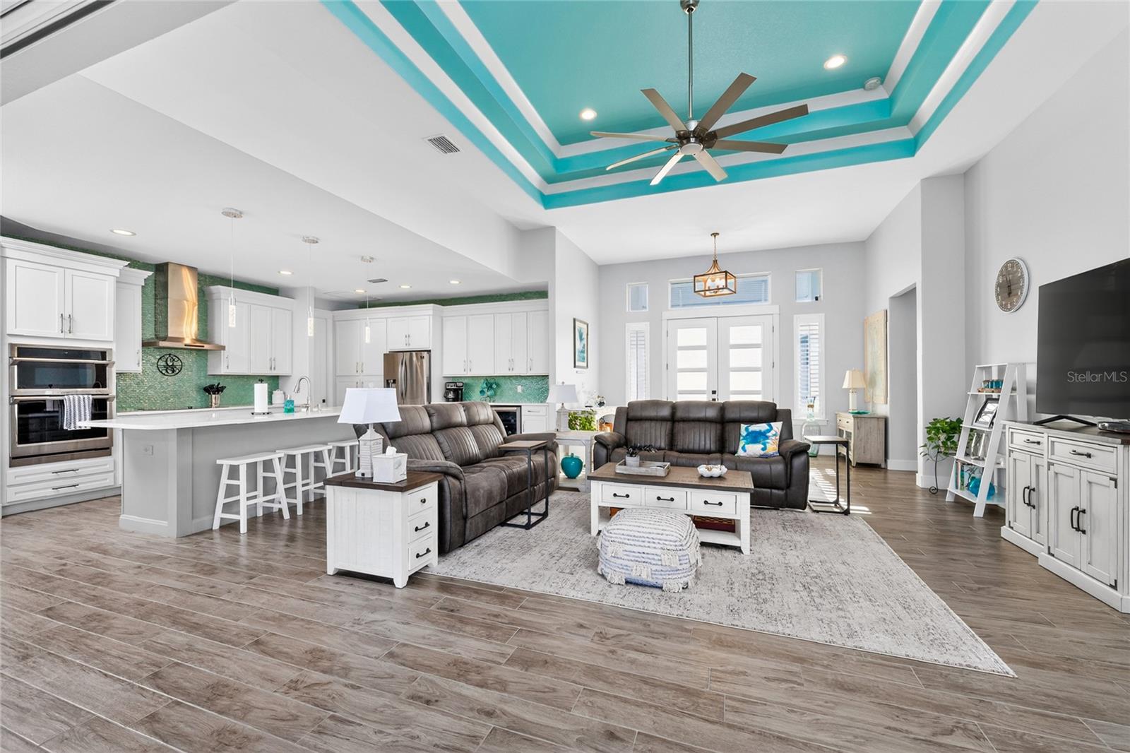 9305 SPRING CIR, PORT CHARLOTTE, FL, 33981