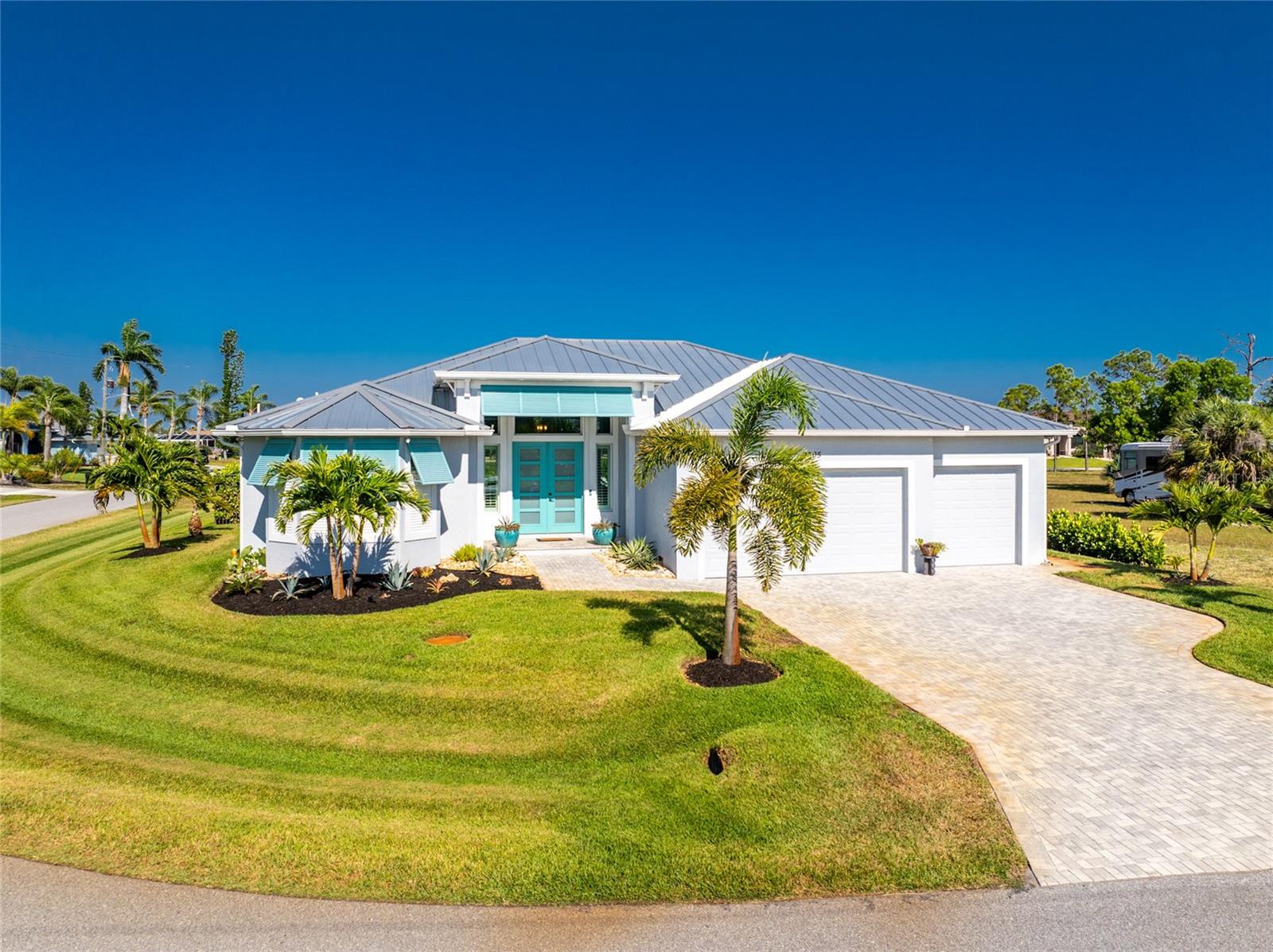 9305 SPRING CIR, PORT CHARLOTTE, FL, 33981