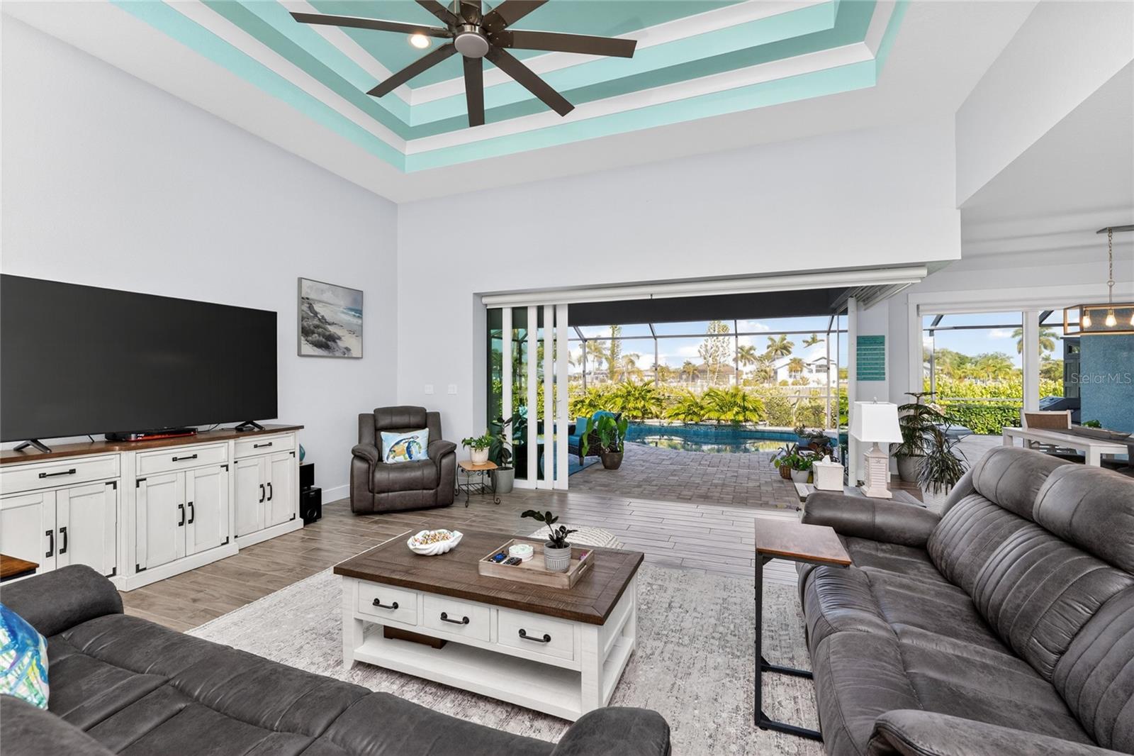 9305 SPRING CIR, PORT CHARLOTTE, FL, 33981