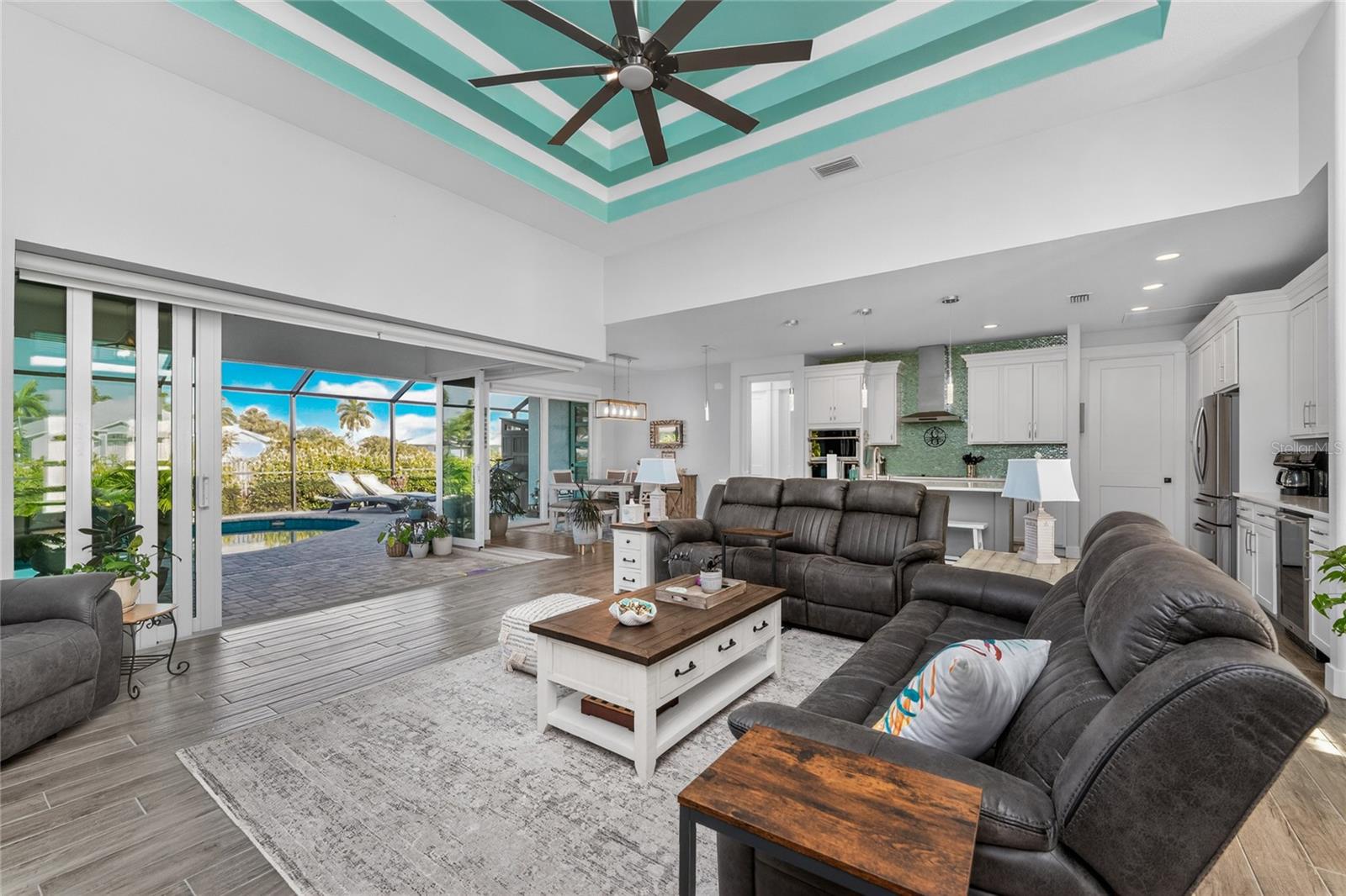 9305 SPRING CIR, PORT CHARLOTTE, FL, 33981