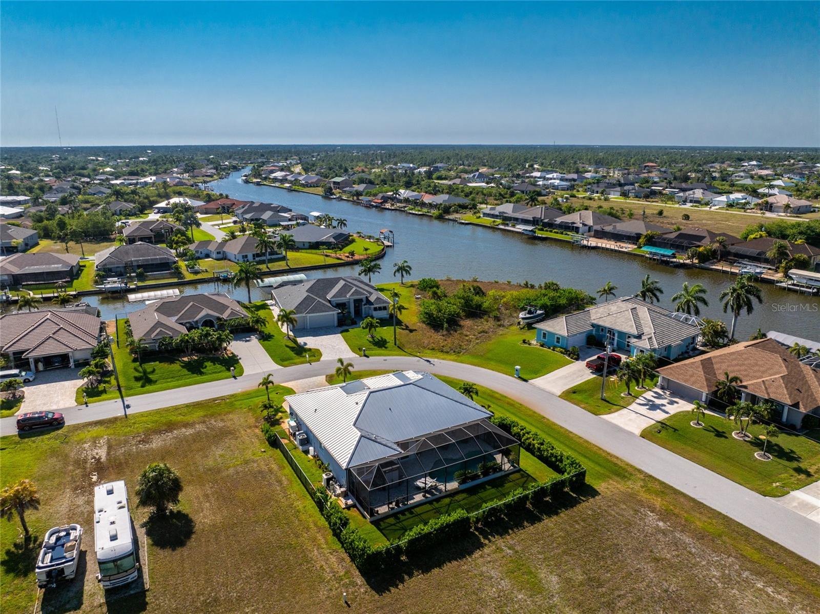 9305 SPRING CIR, PORT CHARLOTTE, FL, 33981