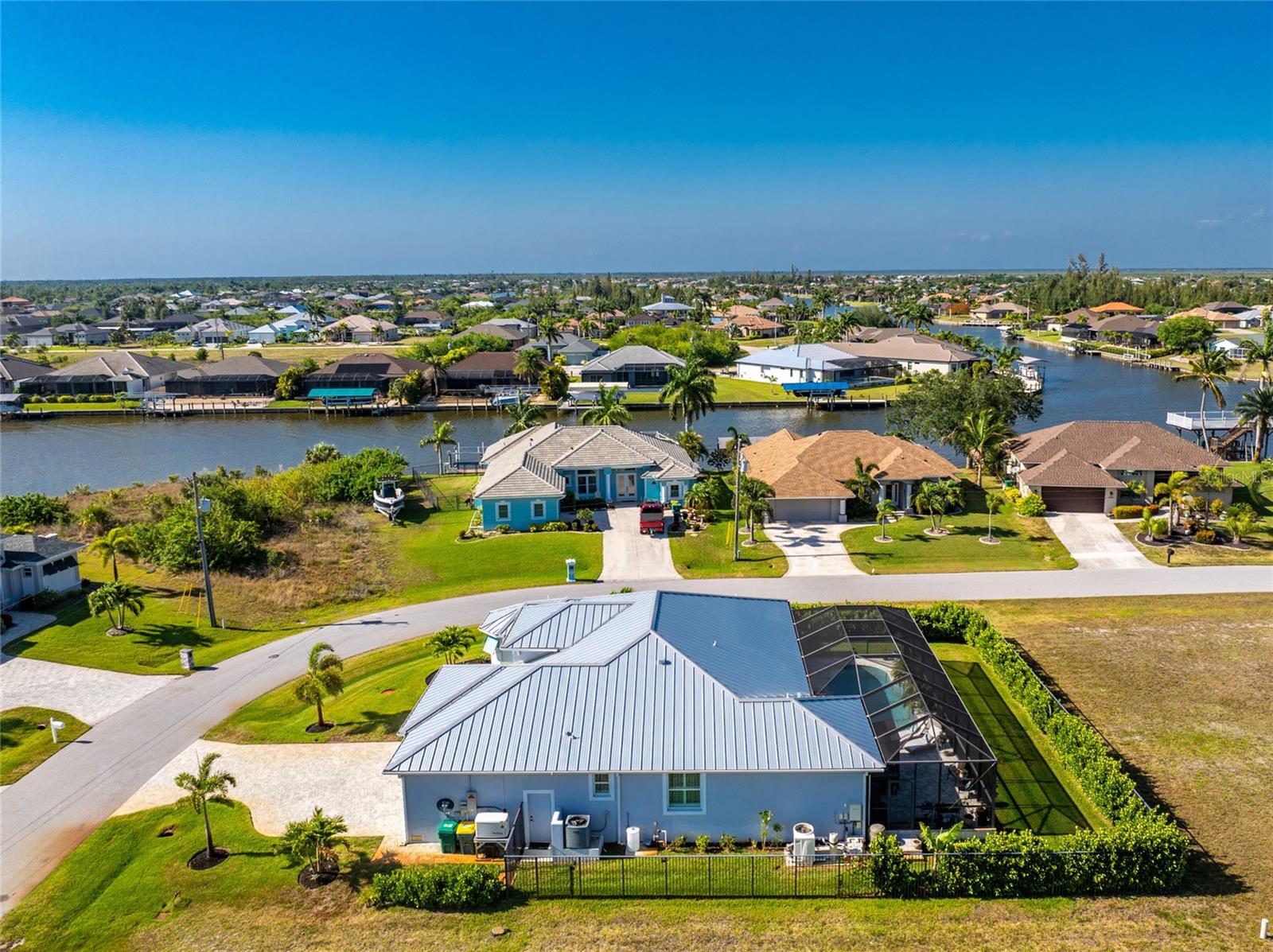 9305 SPRING CIR, PORT CHARLOTTE, FL, 33981