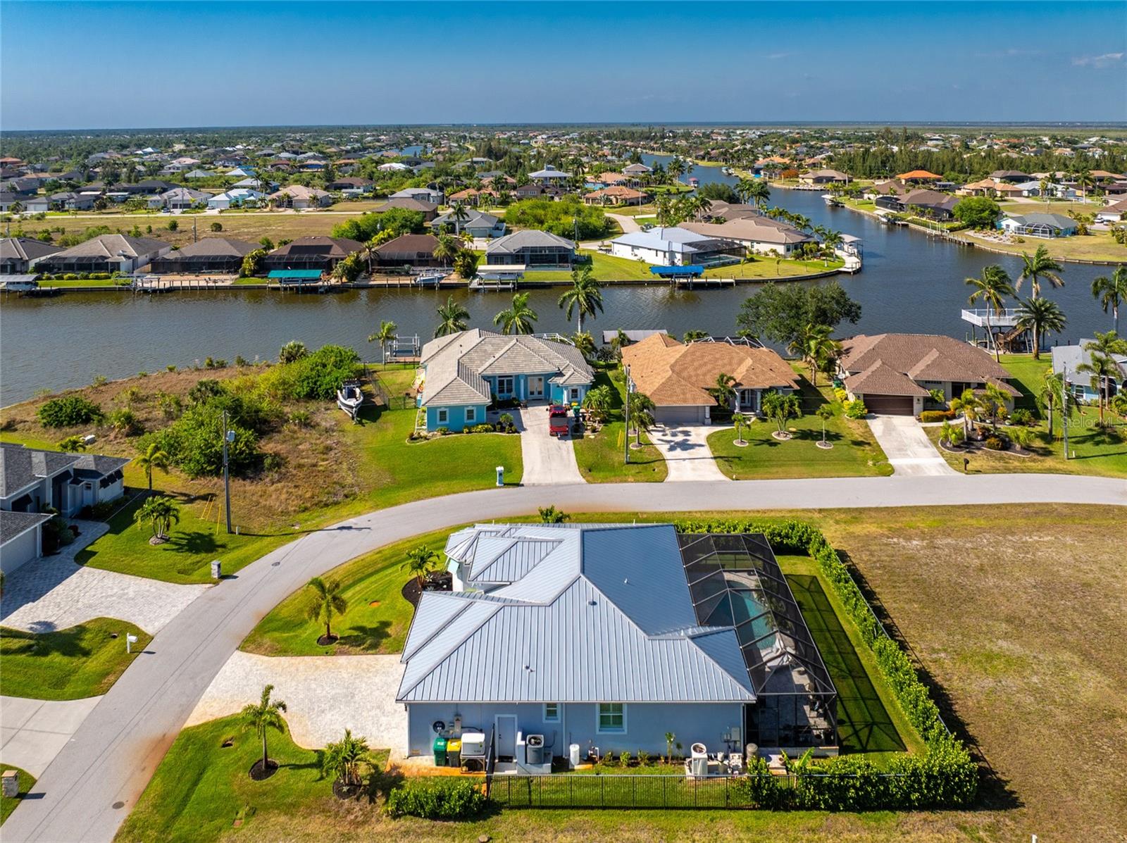 9305 SPRING CIR, PORT CHARLOTTE, FL, 33981