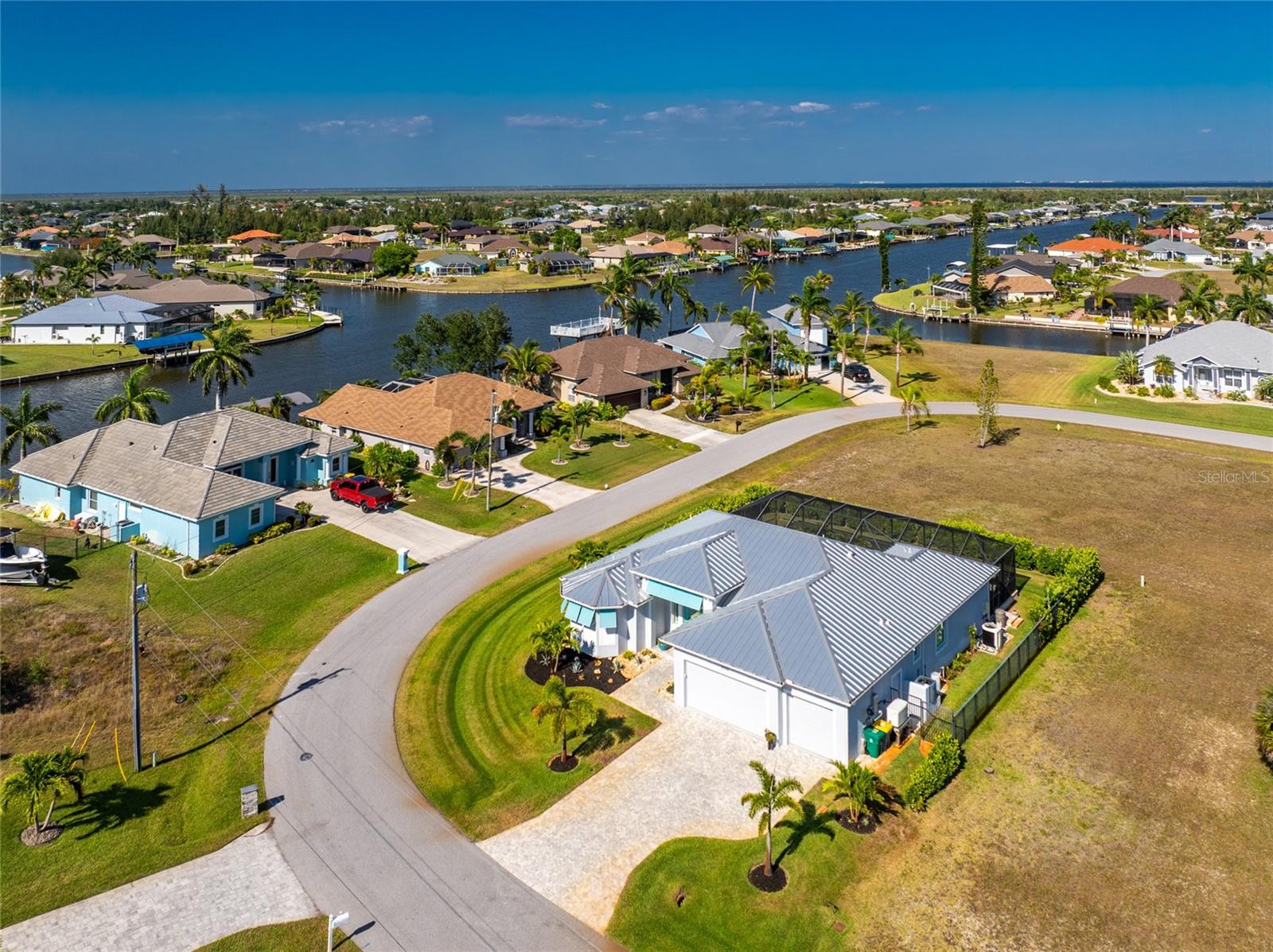 9305 SPRING CIR, PORT CHARLOTTE, FL, 33981