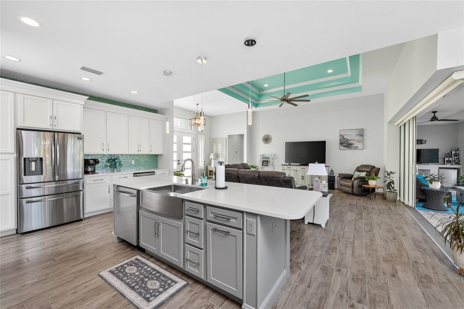 9305 SPRING CIR, PORT CHARLOTTE, FL, 33981