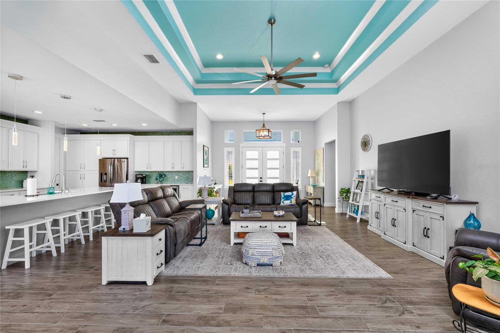 9305 SPRING CIR, PORT CHARLOTTE, FL, 33981