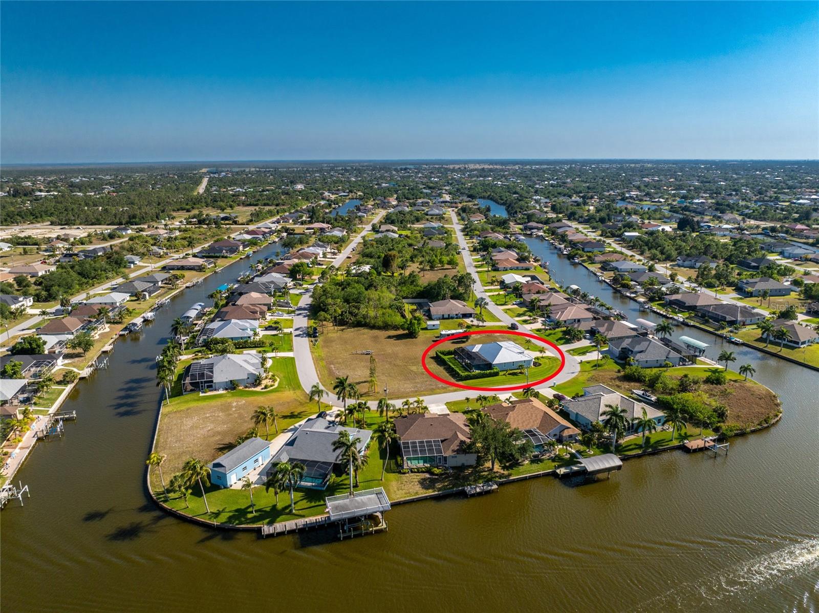 9305 SPRING CIR, PORT CHARLOTTE, FL, 33981