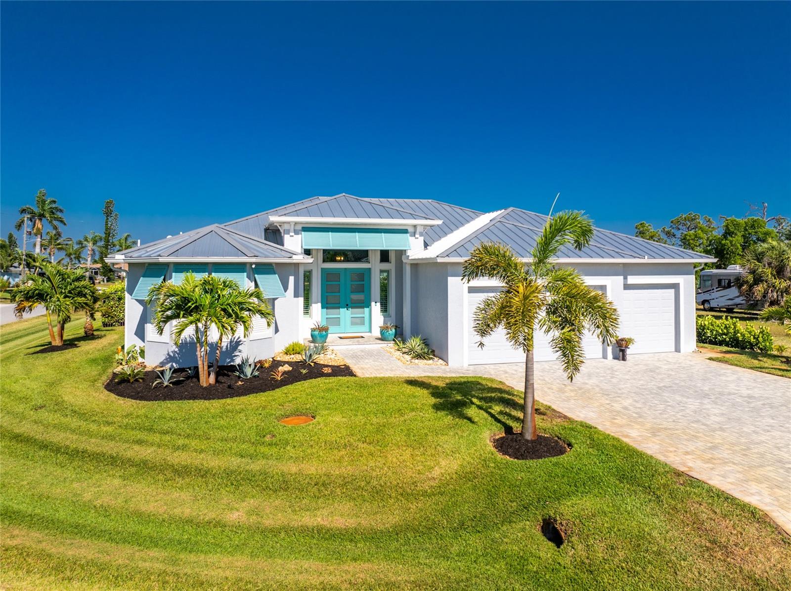 9305 SPRING CIR, PORT CHARLOTTE, FL, 33981