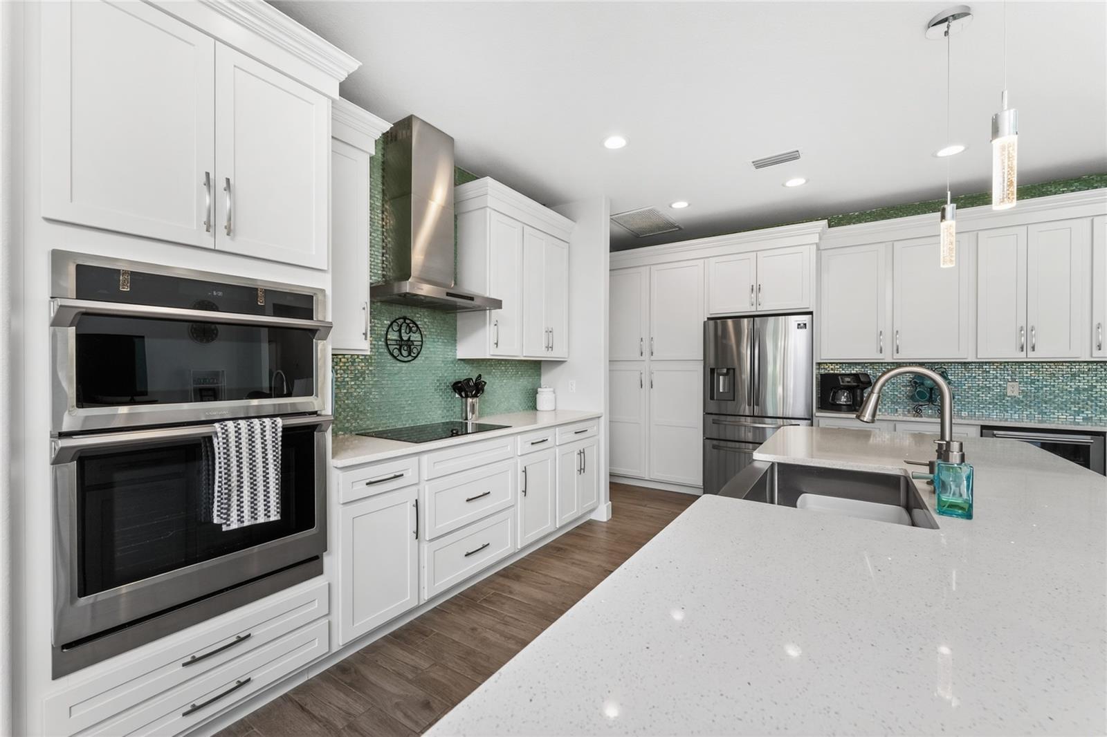 9305 SPRING CIR, PORT CHARLOTTE, FL, 33981