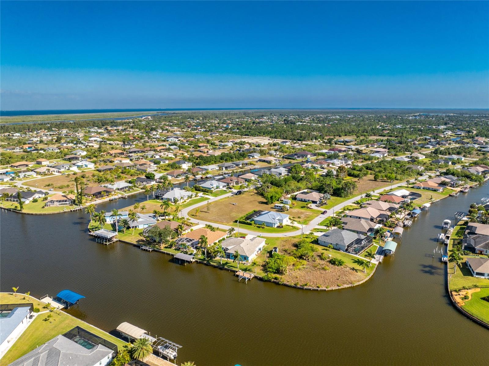 9305 SPRING CIR, PORT CHARLOTTE, FL, 33981