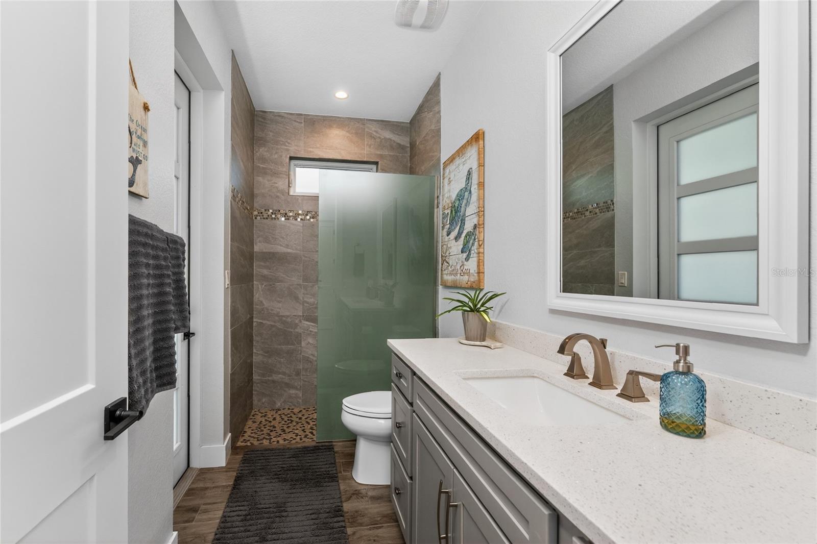 9305 SPRING CIR, PORT CHARLOTTE, FL, 33981