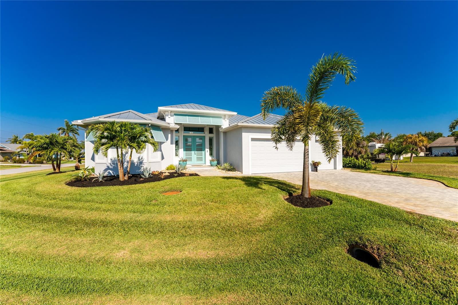 9305 SPRING CIR, PORT CHARLOTTE, FL, 33981
