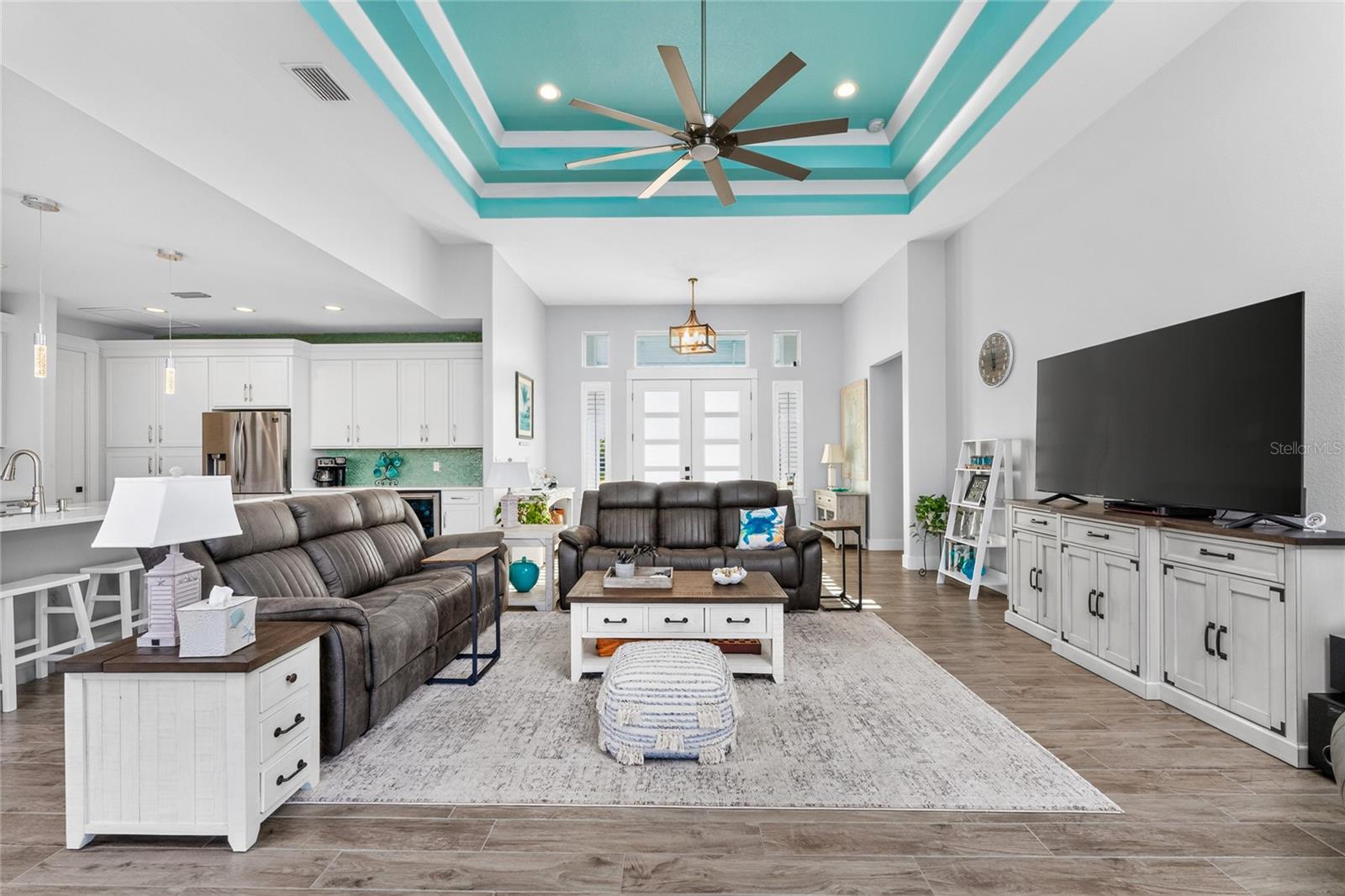 9305 SPRING CIR, PORT CHARLOTTE, FL, 33981