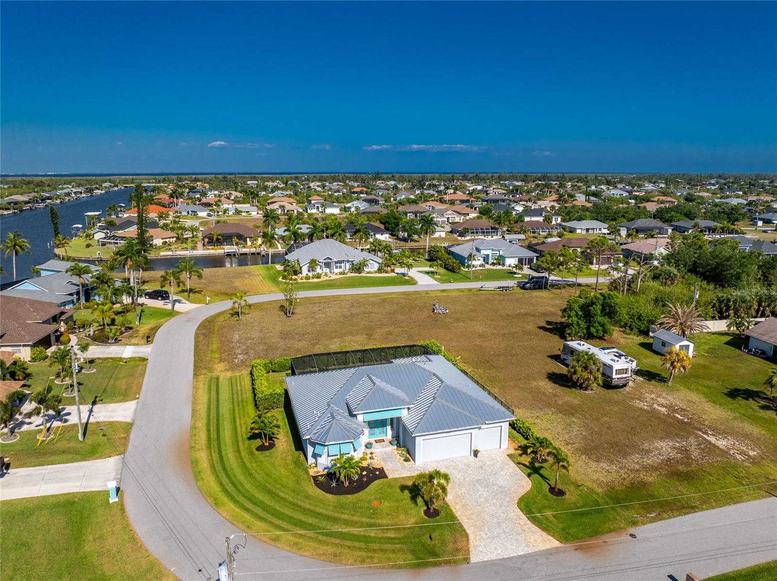 9305 SPRING CIR, PORT CHARLOTTE, FL, 33981