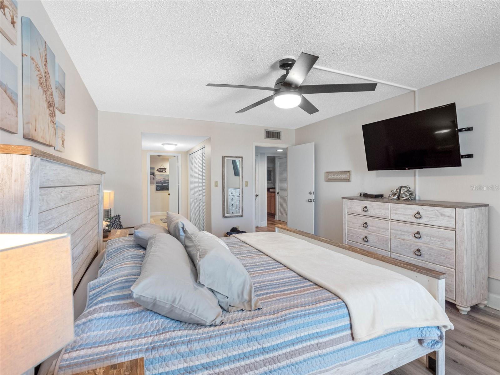 1460 GULF BLVD #308, CLEARWATER BEACH, FL, 33767
