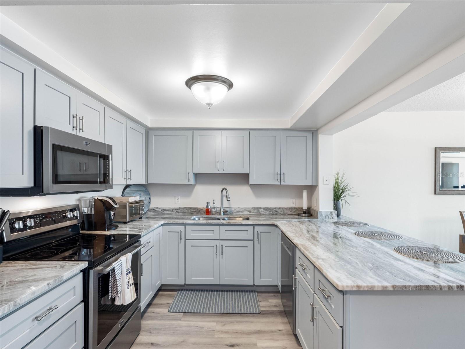 1460 GULF BLVD #308, CLEARWATER BEACH, FL, 33767