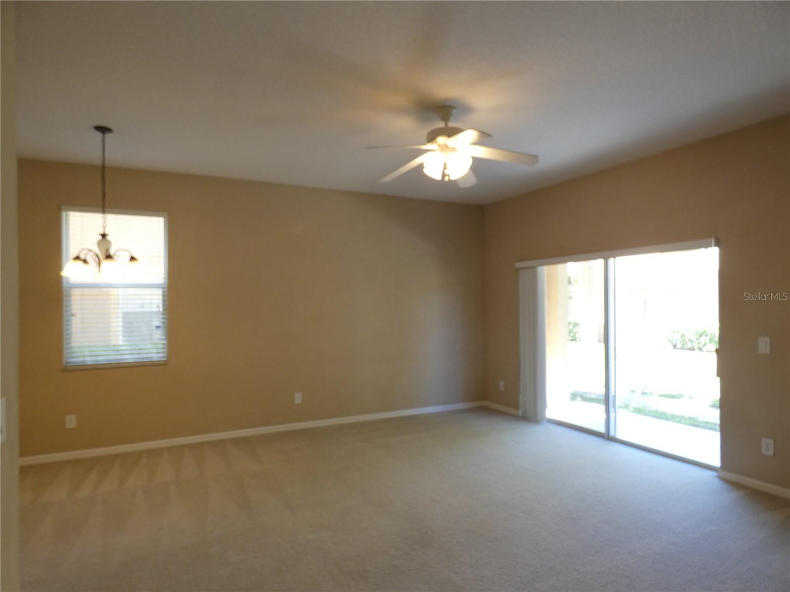 2111 RETREAT VIEW CIR, SANFORD, FL, 32771