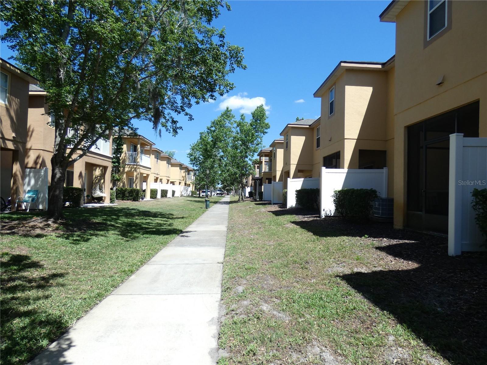 2111 RETREAT VIEW CIR, SANFORD, FL, 32771