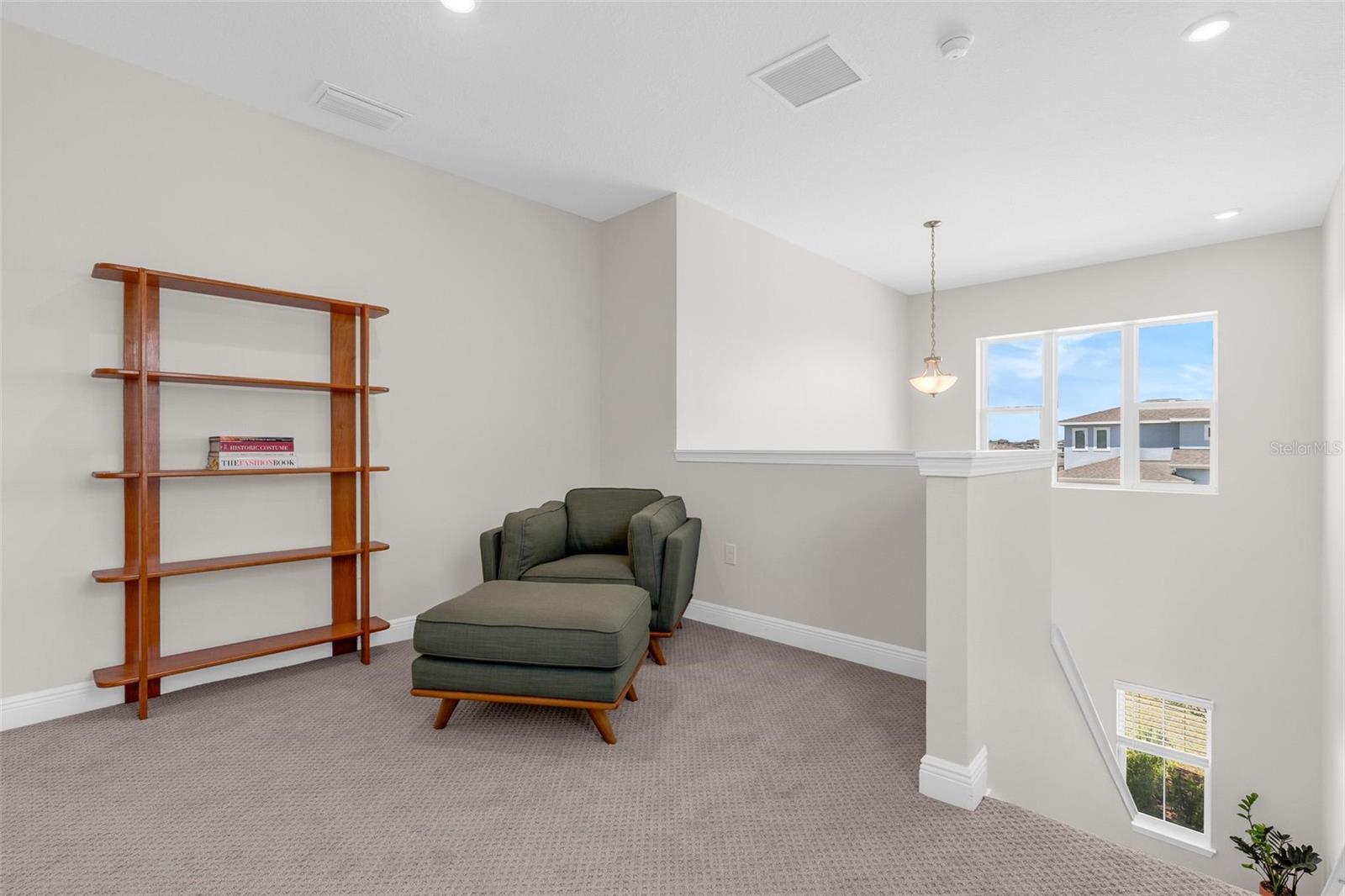 2019 SUNSHINE PEAK DR, MINNEOLA, FL, 34715