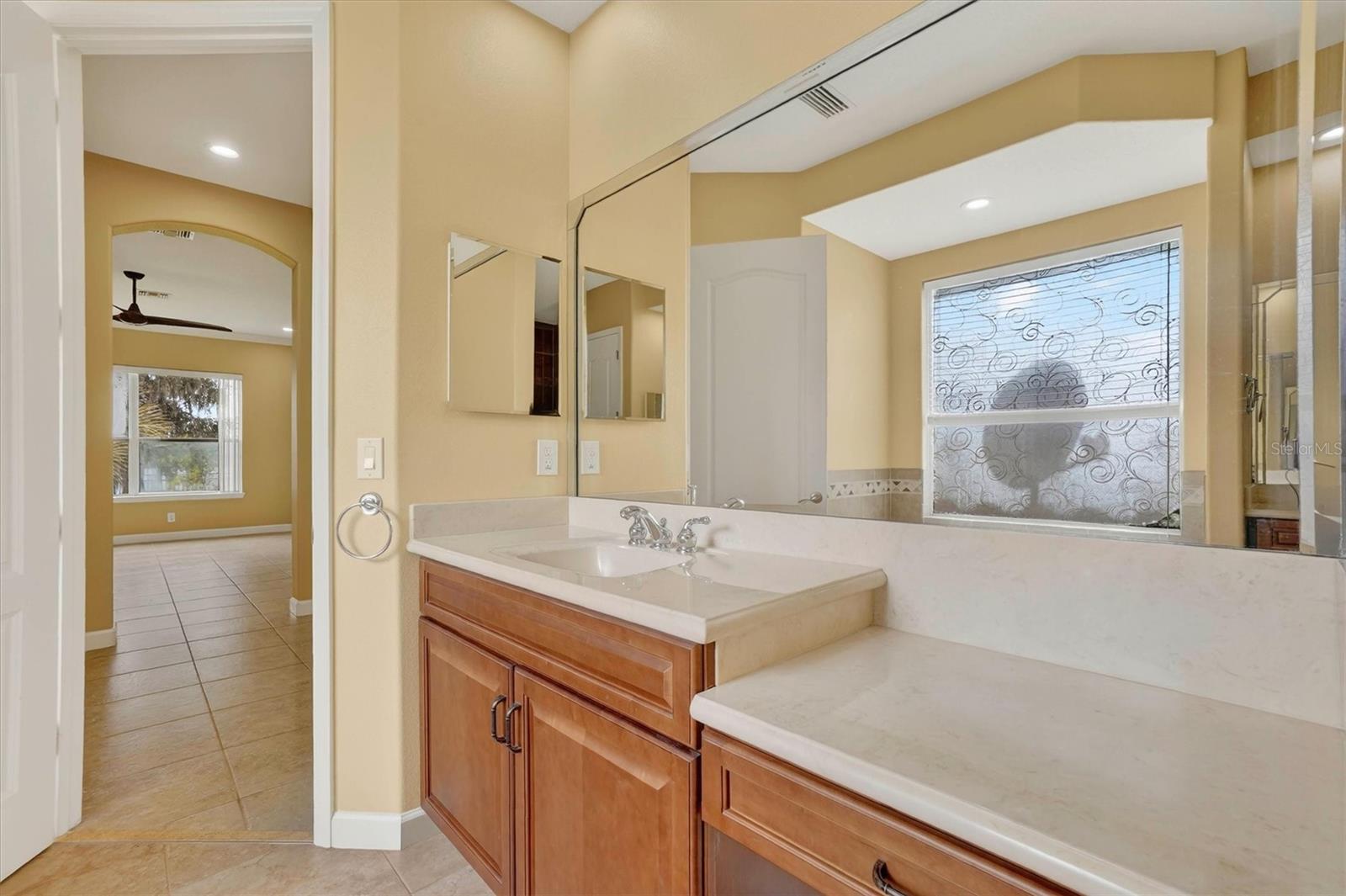 13 NEW OAK LEAF DR, PALM COAST, FL, 32137