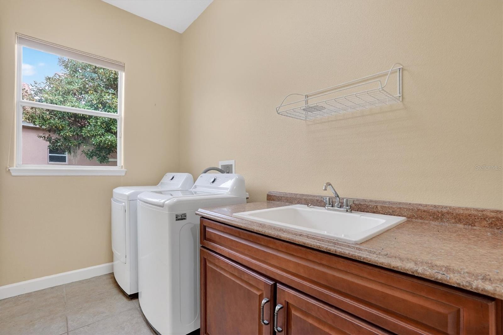 13 NEW OAK LEAF DR, PALM COAST, FL, 32137