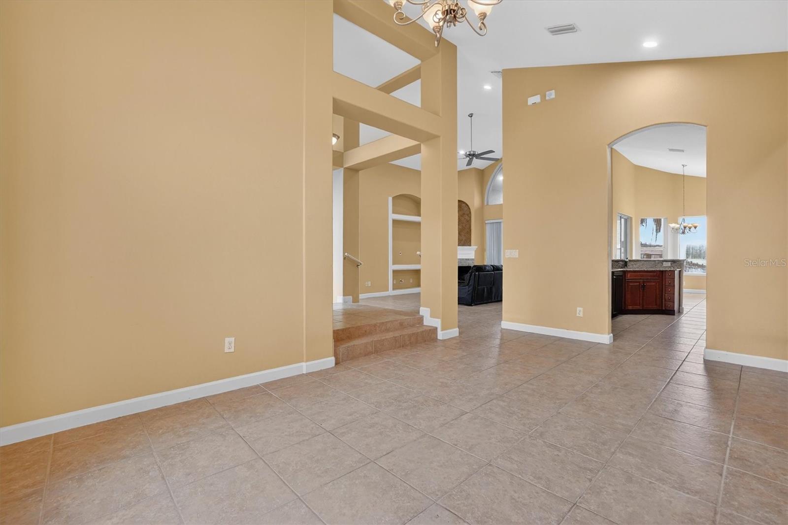 13 NEW OAK LEAF DR, PALM COAST, FL, 32137