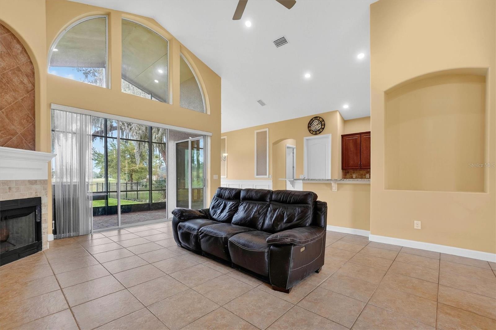 13 NEW OAK LEAF DR, PALM COAST, FL, 32137