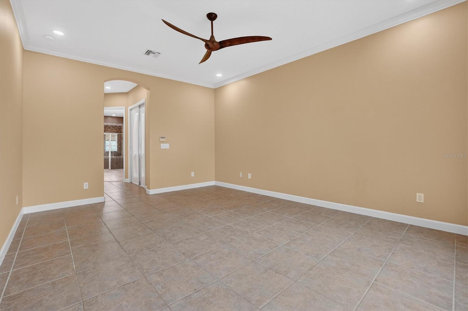 13 NEW OAK LEAF DR, PALM COAST, FL, 32137