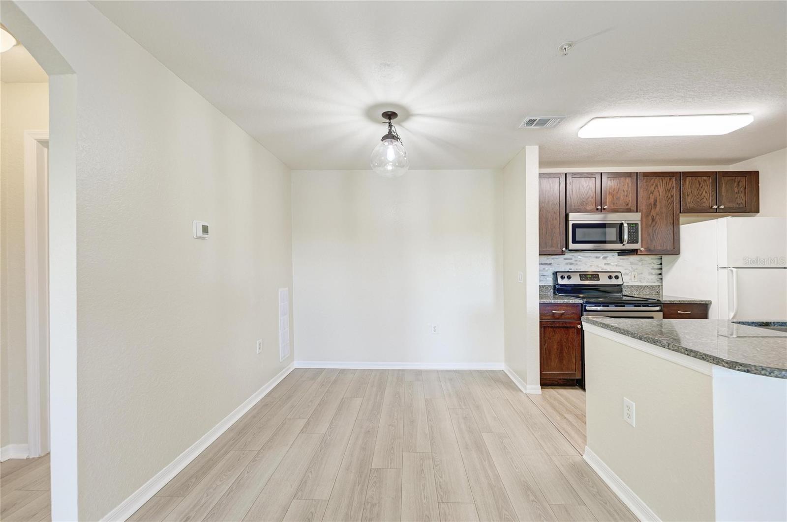 8911 MANOR LOOP #207, LAKEWOOD RANCH, FL, 34202