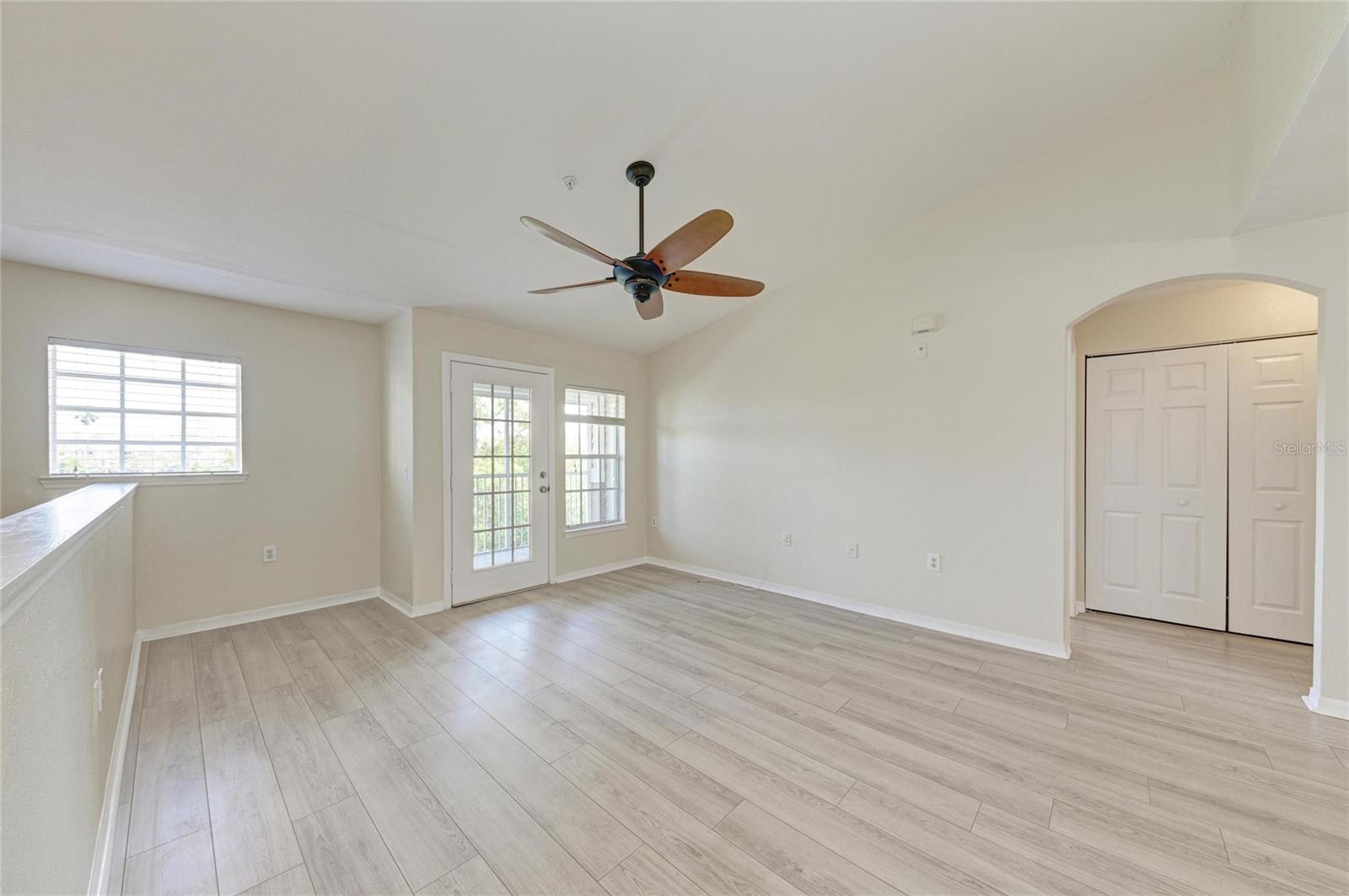 8911 MANOR LOOP #207, LAKEWOOD RANCH, FL, 34202