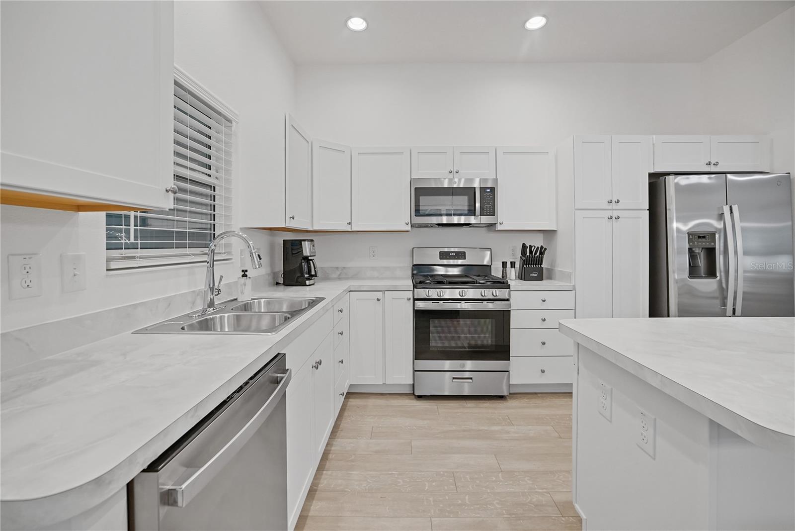 7661 RUTHERFORD LN, THE VILLAGES, FL, 34762