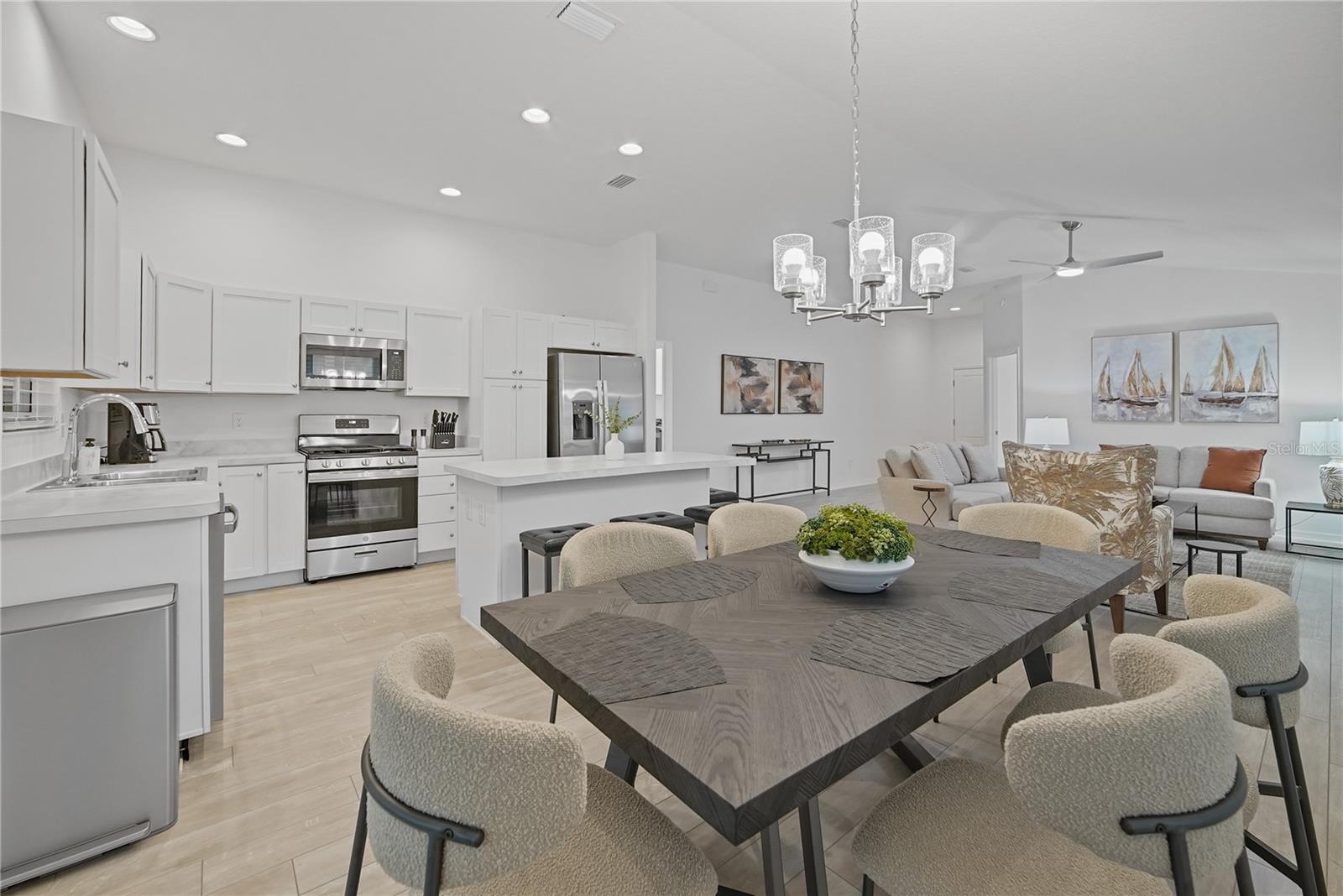 7661 RUTHERFORD LN, THE VILLAGES, FL, 34762