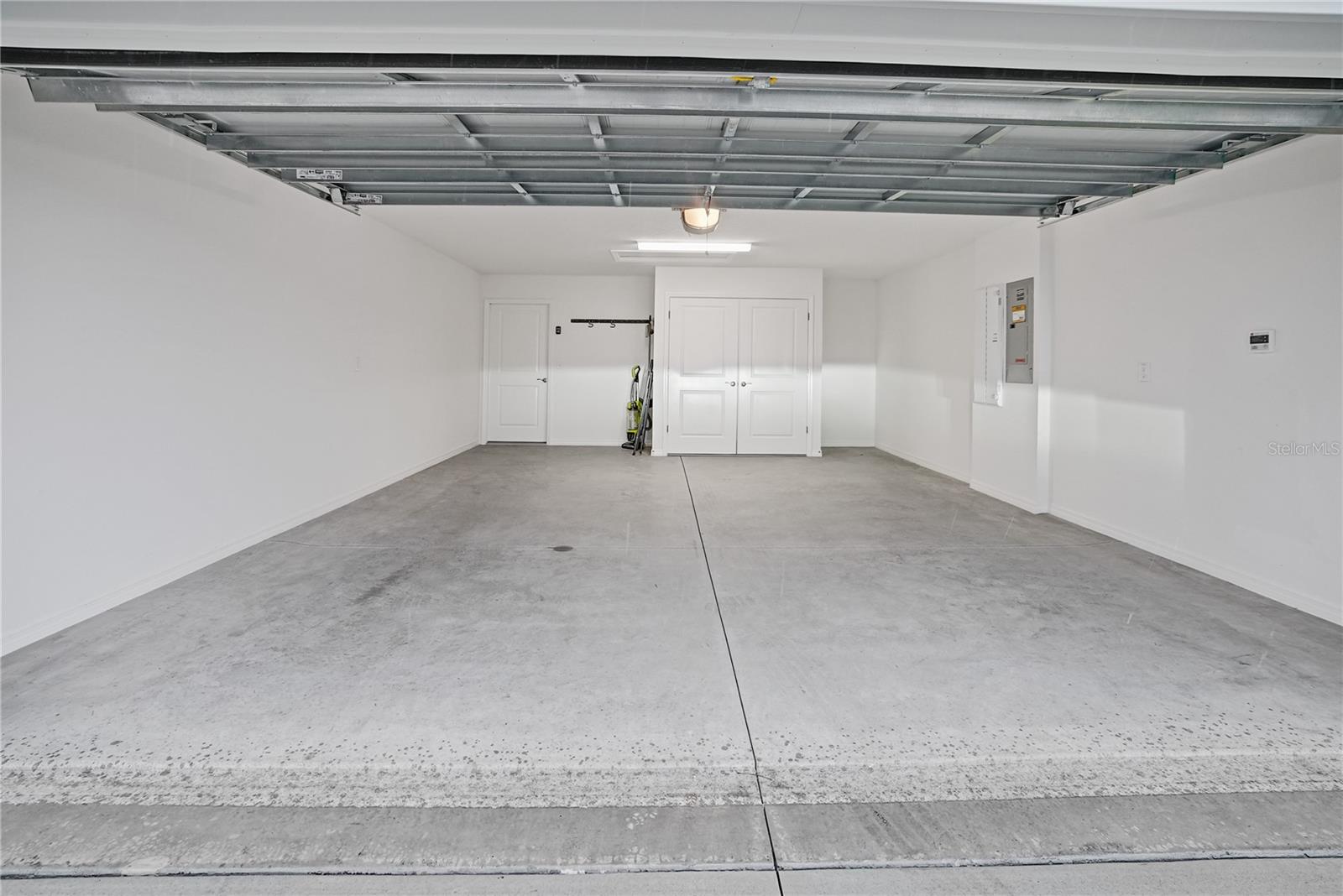 7661 RUTHERFORD LN, THE VILLAGES, FL, 34762