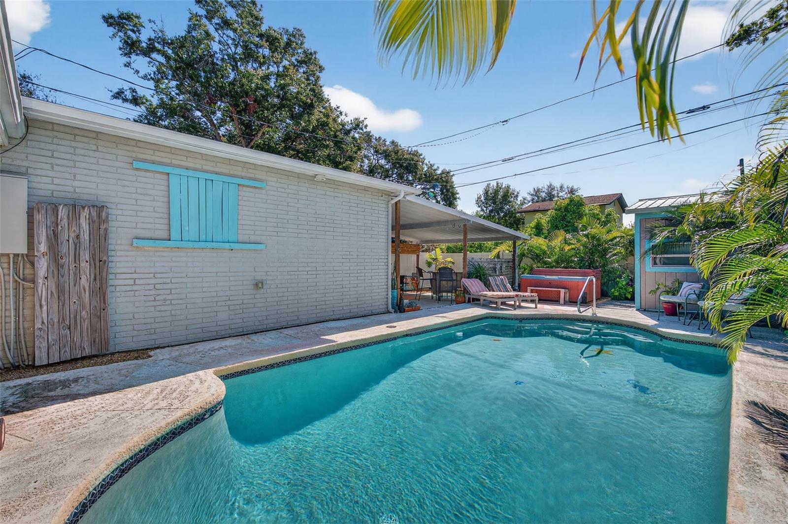 2444 34TH AVE N, ST PETERSBURG, FL, 33713