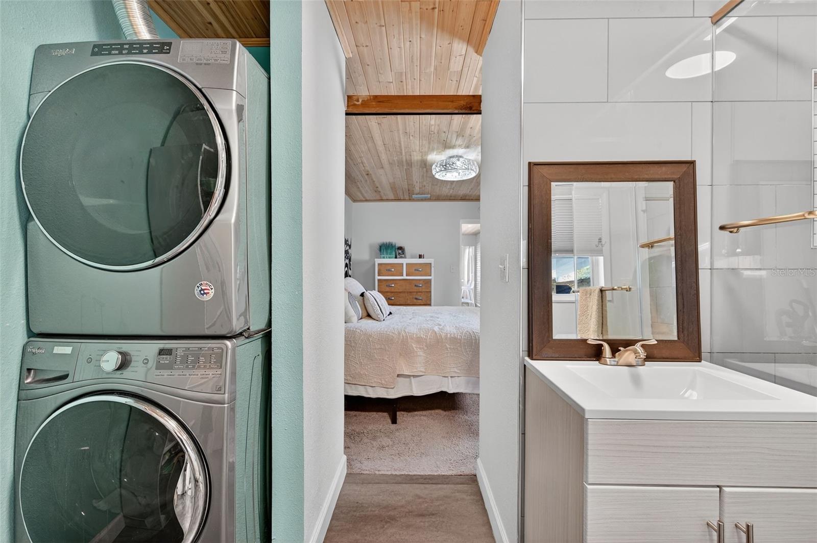 2444 34TH AVE N, ST PETERSBURG, FL, 33713