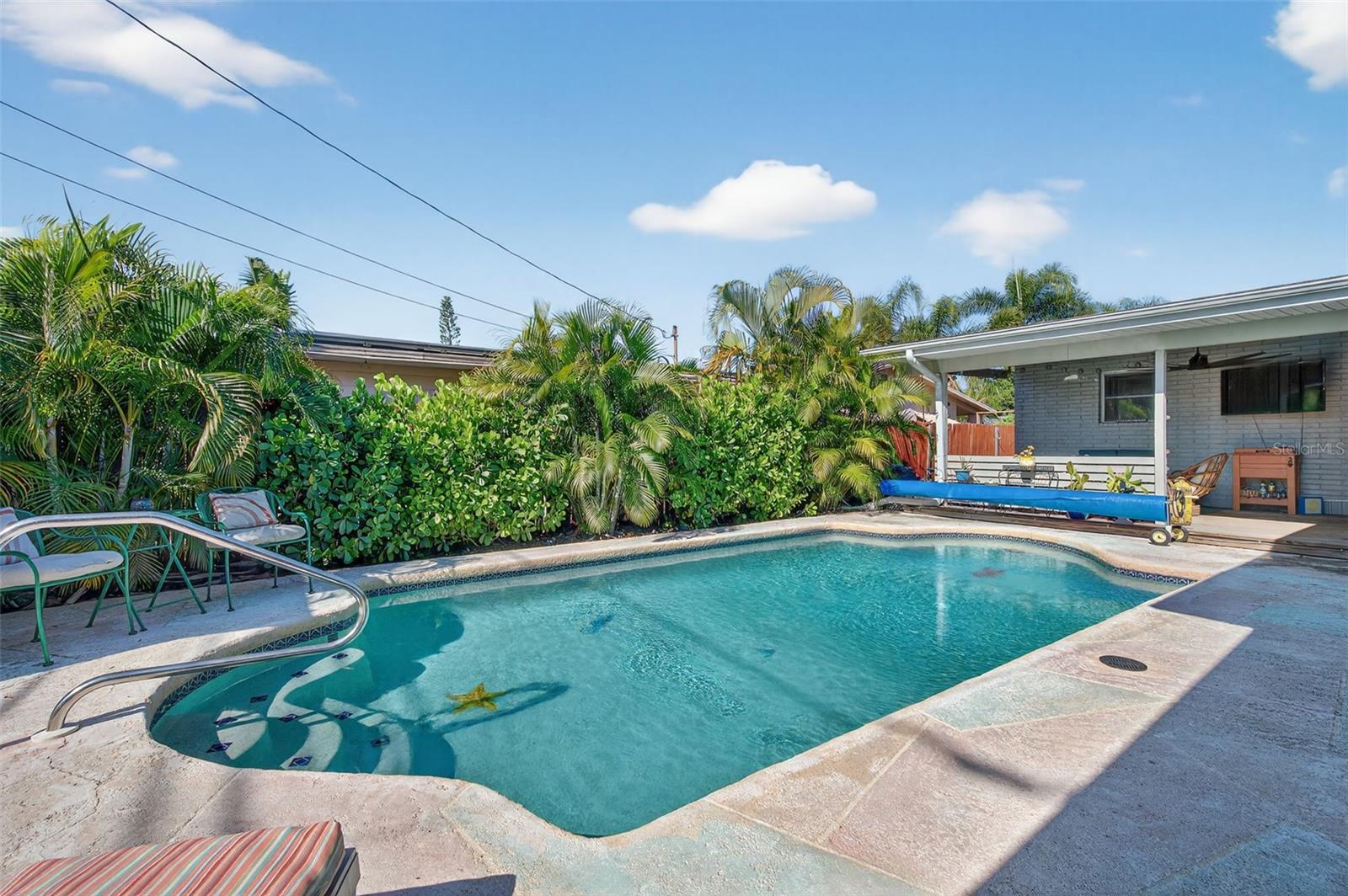 2444 34TH AVE N, ST PETERSBURG, FL, 33713