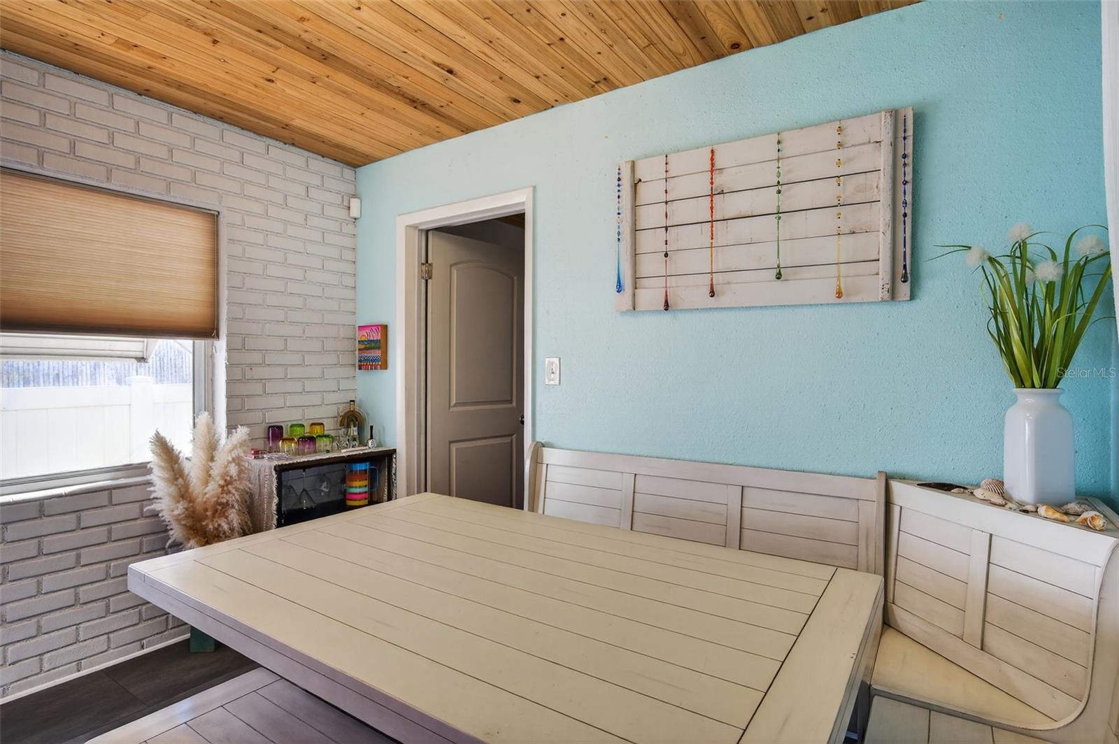 2444 34TH AVE N, ST PETERSBURG, FL, 33713