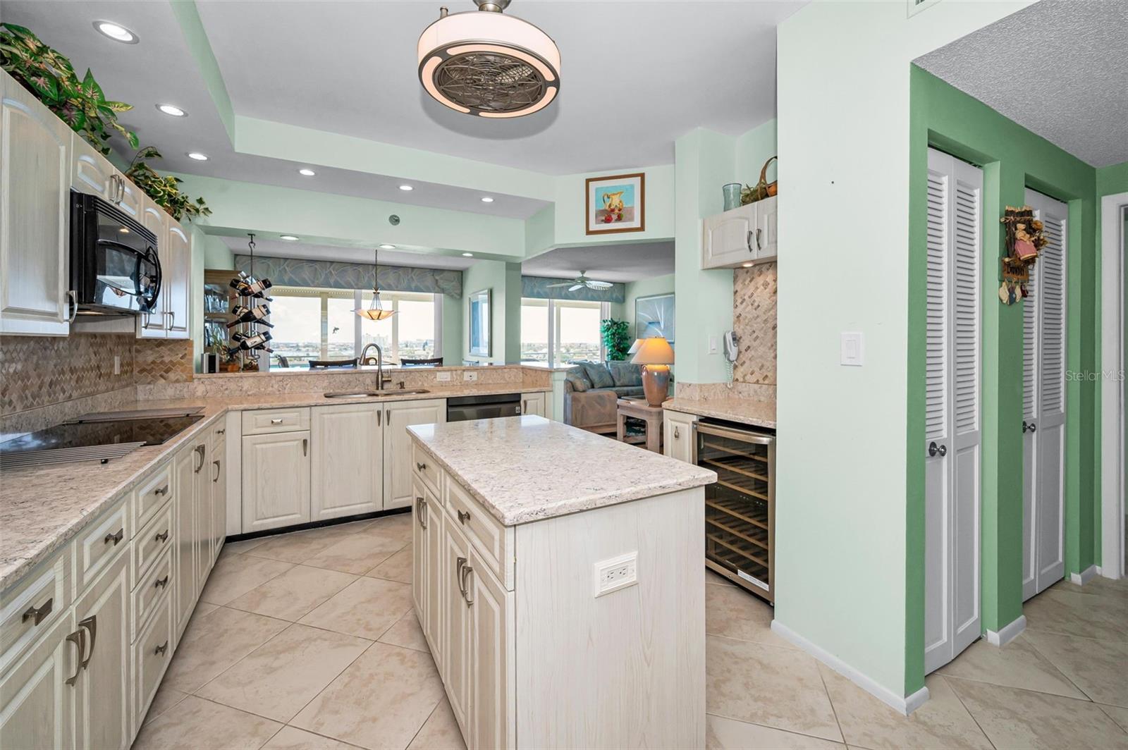 7882 SAILBOAT KEY BLVD S #605, SOUTH PASADENA, FL, 33707