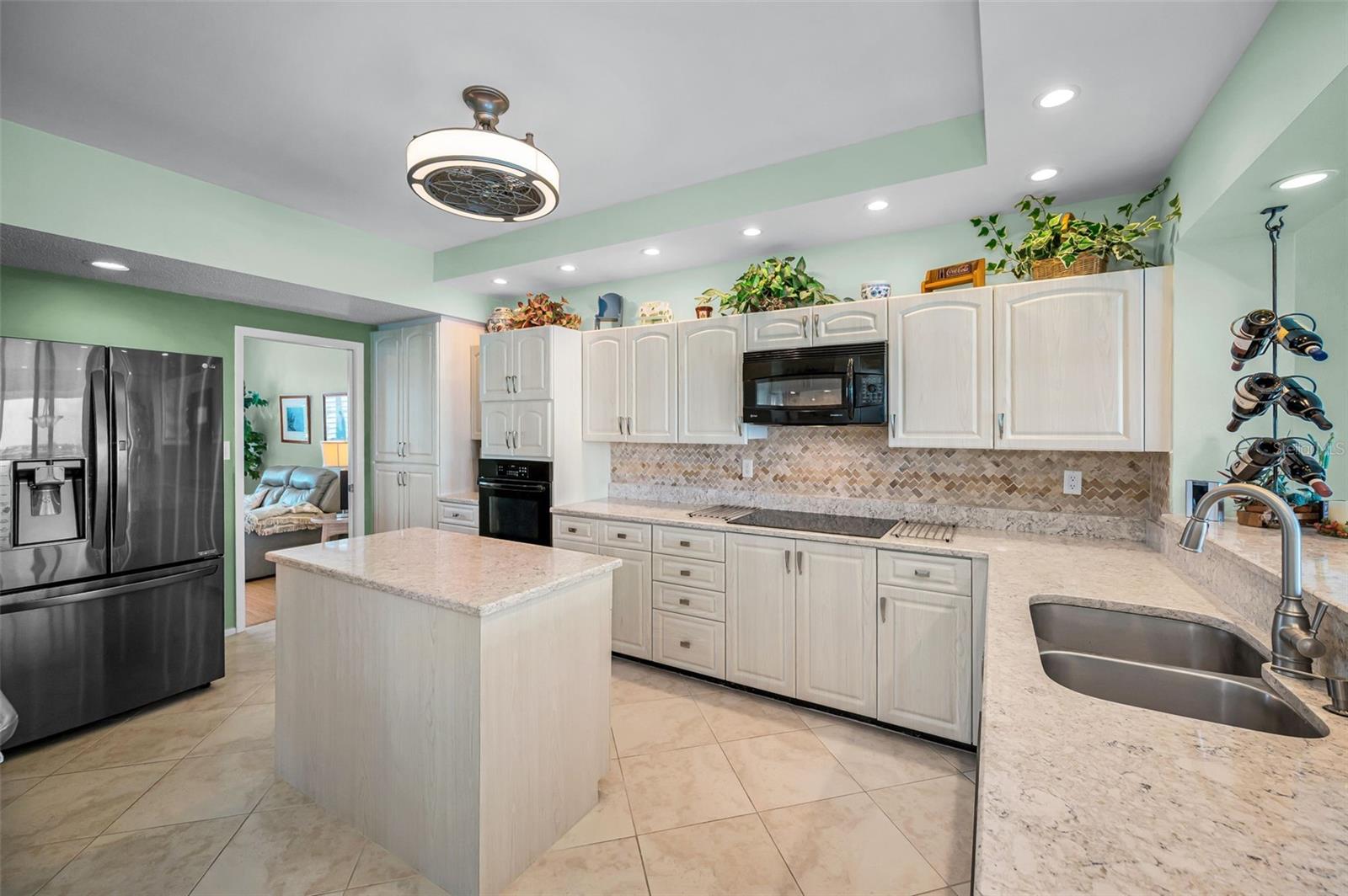 7882 SAILBOAT KEY BLVD S #605, SOUTH PASADENA, FL, 33707