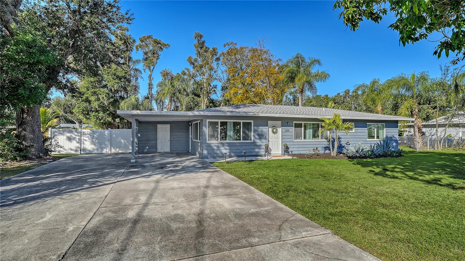 209 BRIGGS CT, SARASOTA, FL, 34237