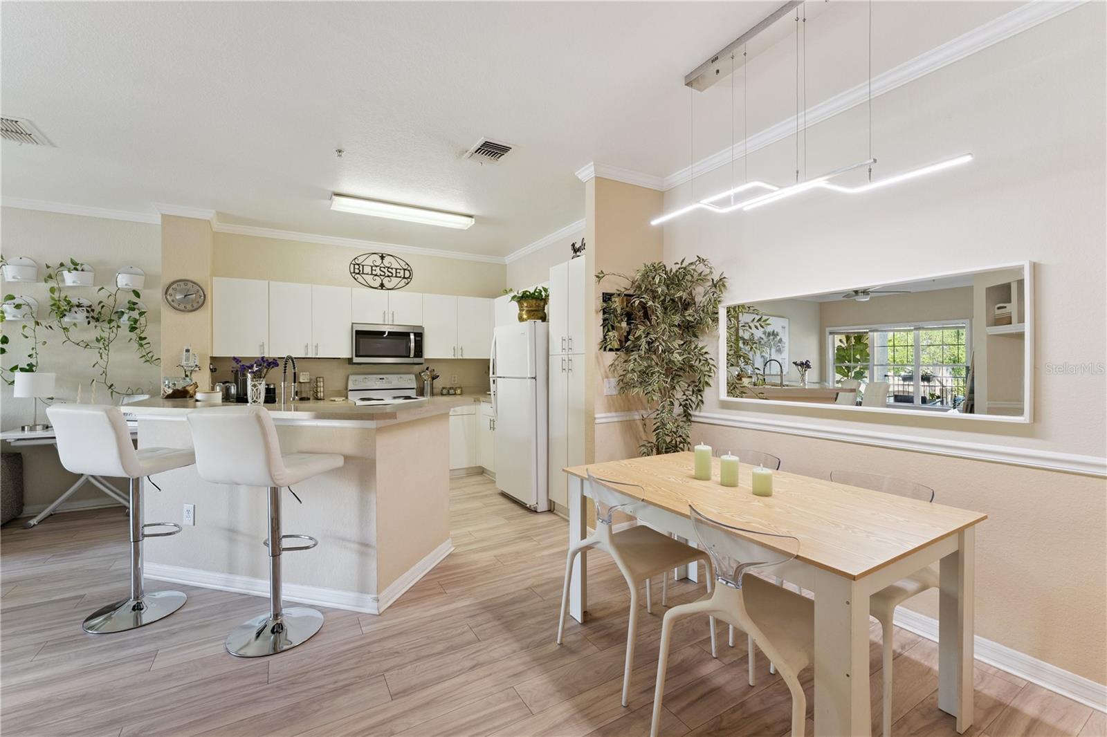 3751 CONROY RD #2325, ORLANDO, FL, 32839