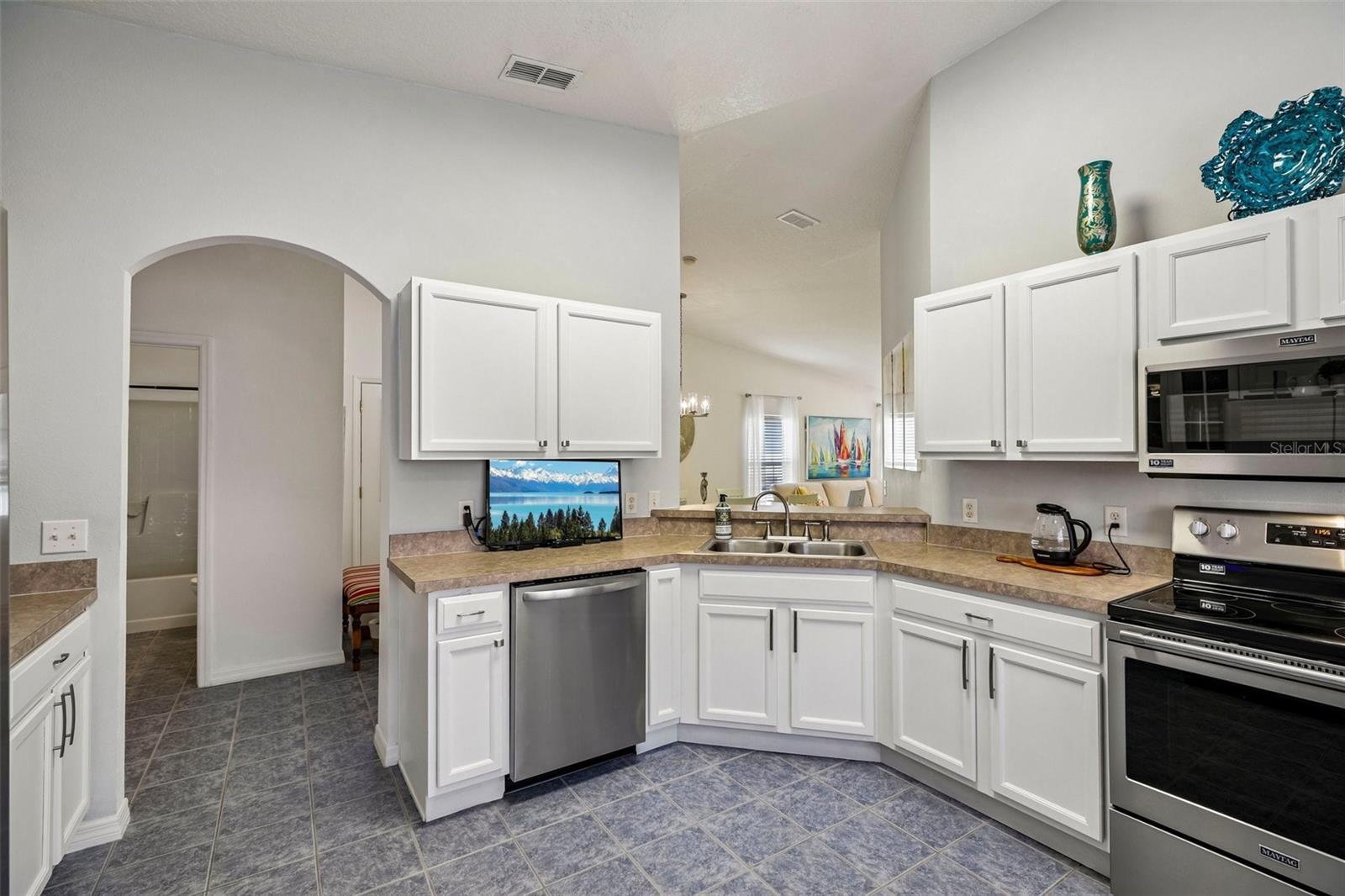 516 MILLIFIORA LN, POINCIANA, FL, 34759