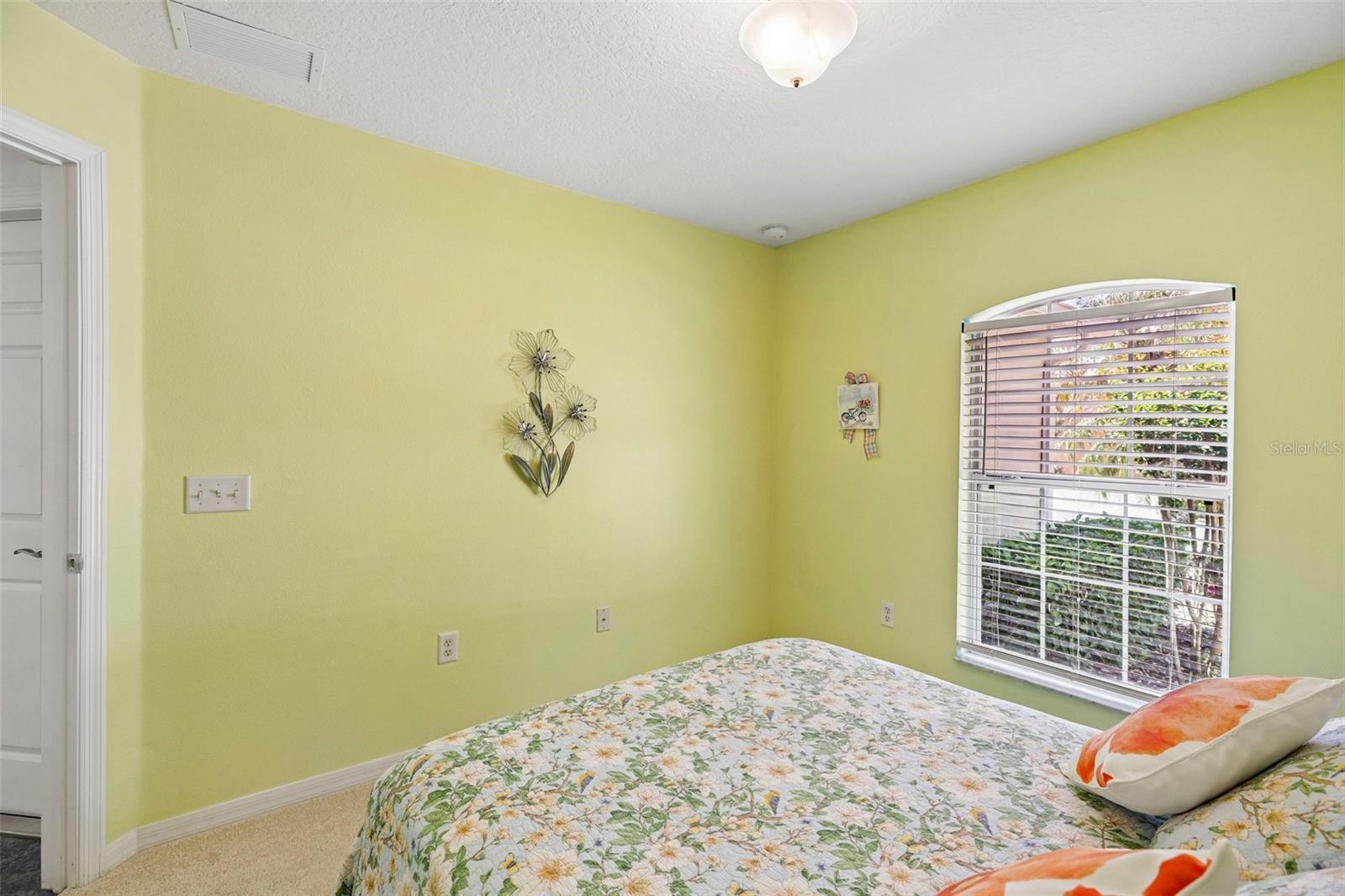 516 MILLIFIORA LN, POINCIANA, FL, 34759