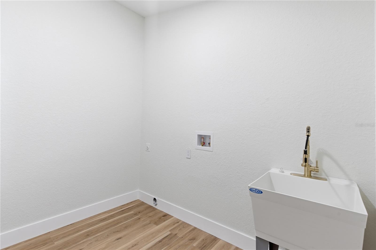 1215 WATERFALL DR, SPRING HILL, FL, 34608