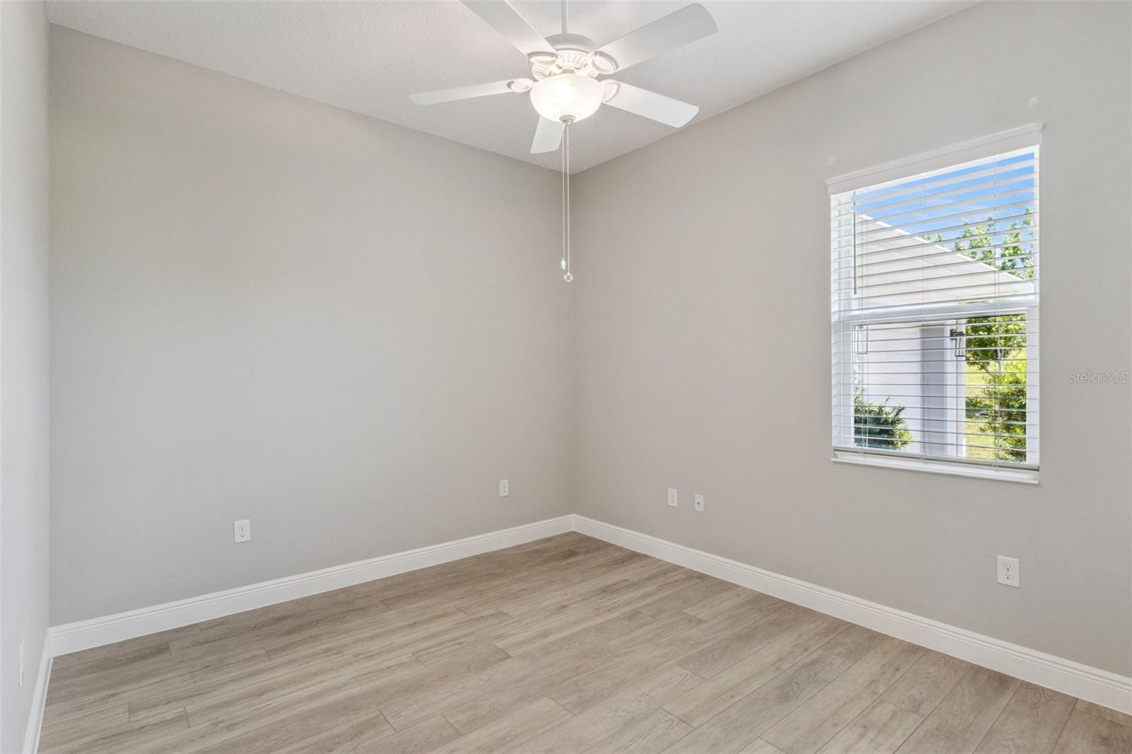 5132 GREENS DR, LADY LAKE, FL, 32159